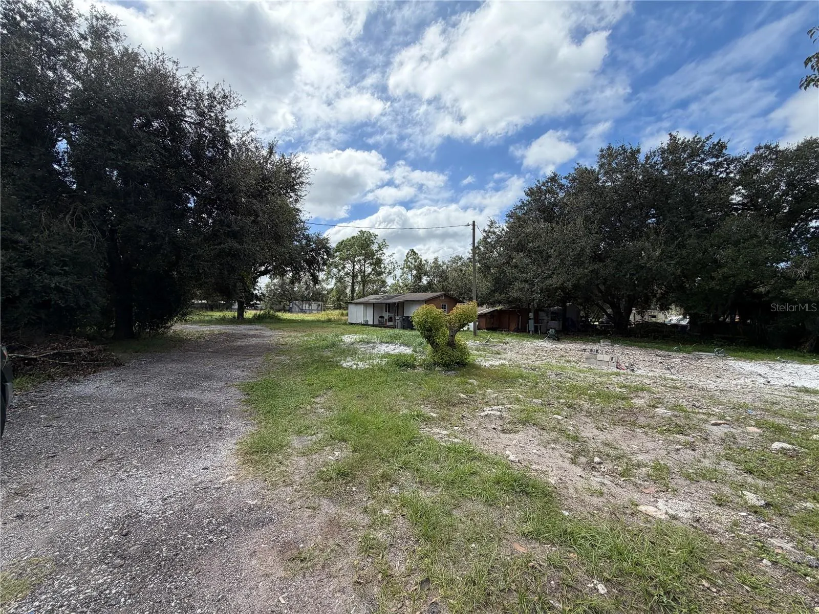 11913 FAWN DALE DR