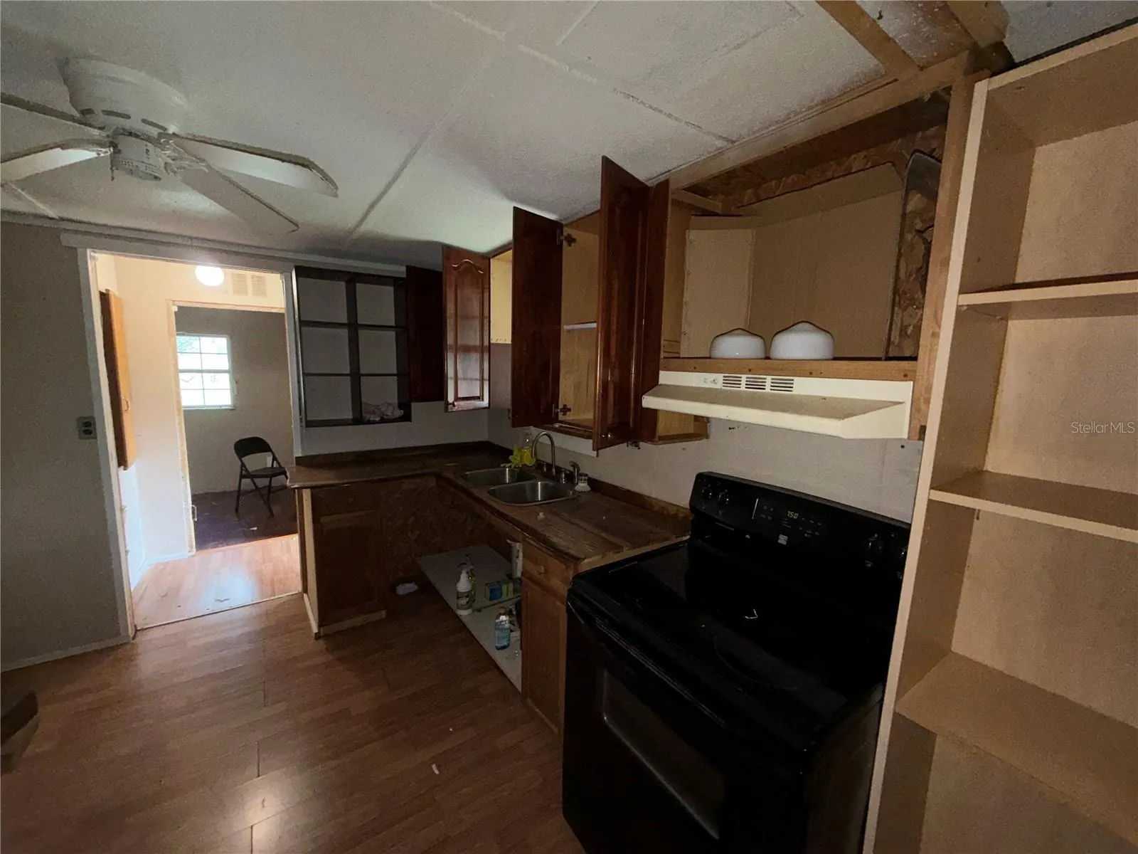 11913 FAWN DALE DR