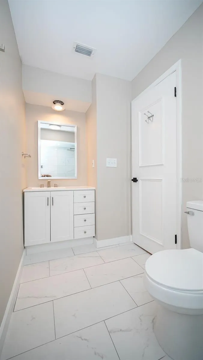 218 S TAMPANIA AVE #- #-