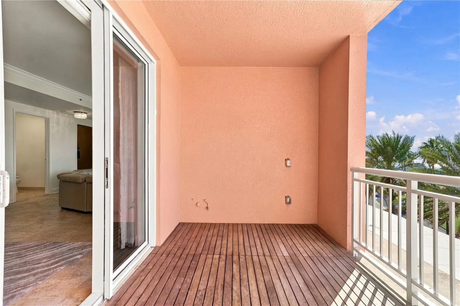301 S GULFVIEW BLVD #303 #303