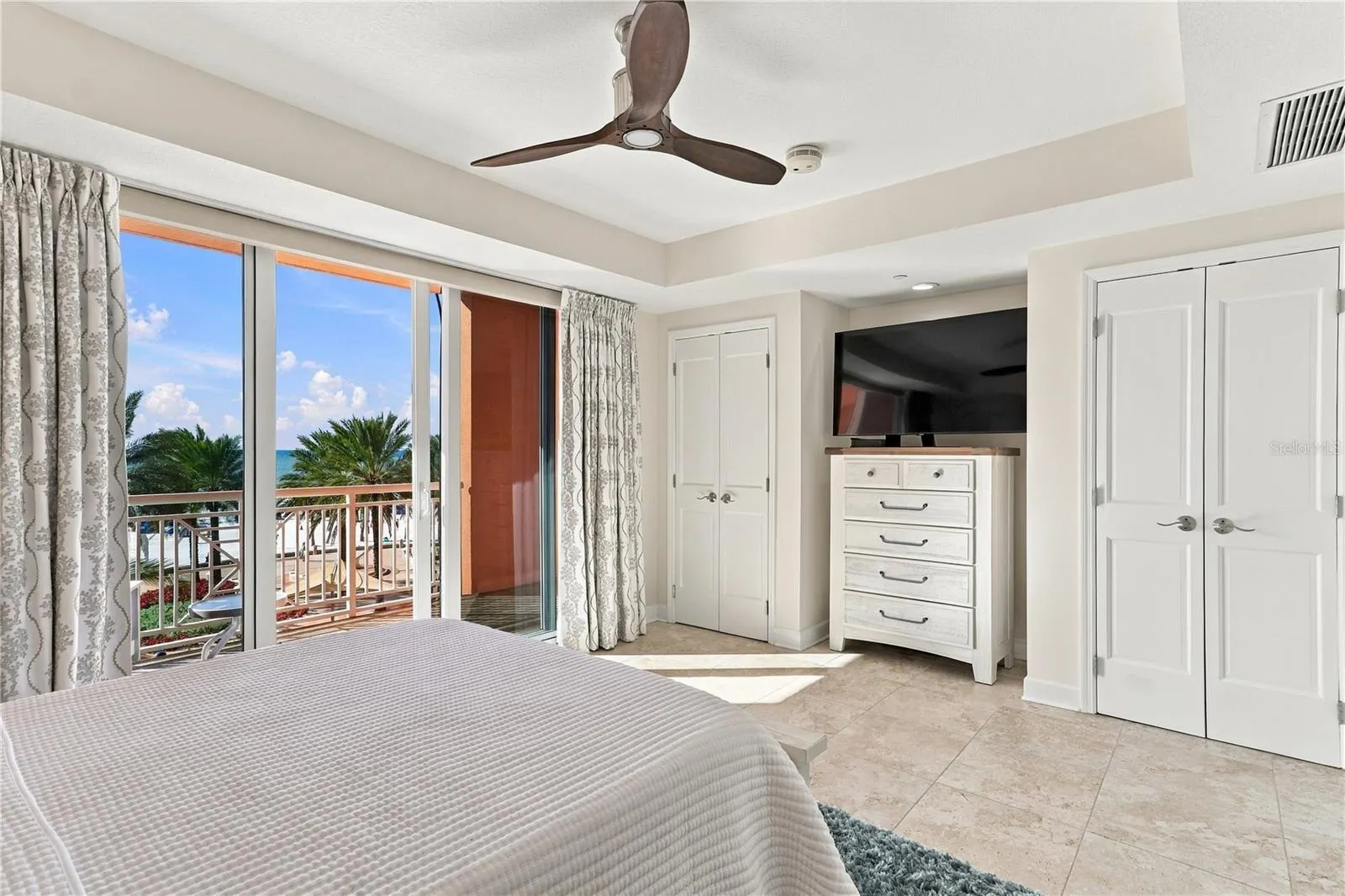 301 S GULFVIEW BLVD #303 #303