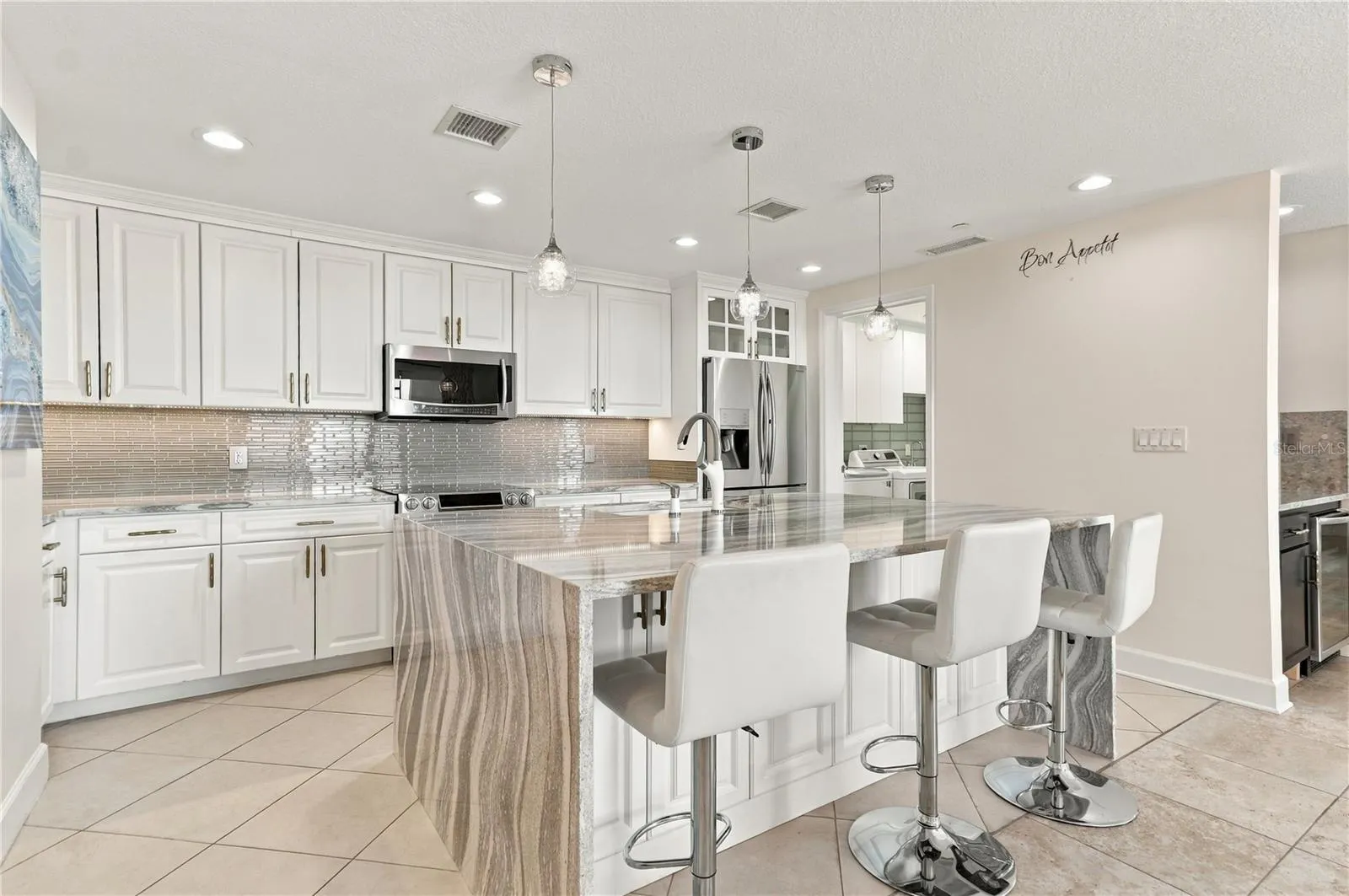 301 S GULFVIEW BLVD #303 #303