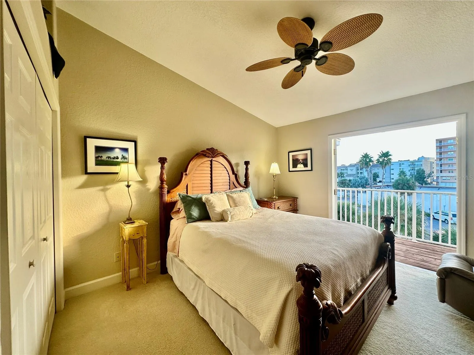 135 SHOALS CIR