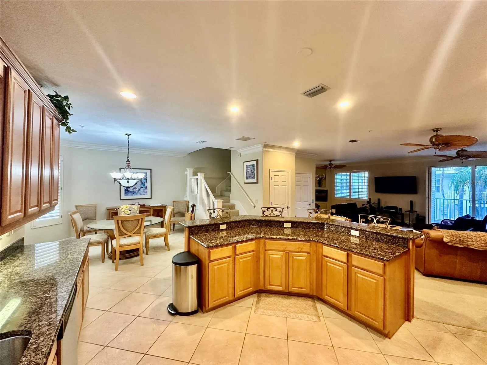 135 SHOALS CIR