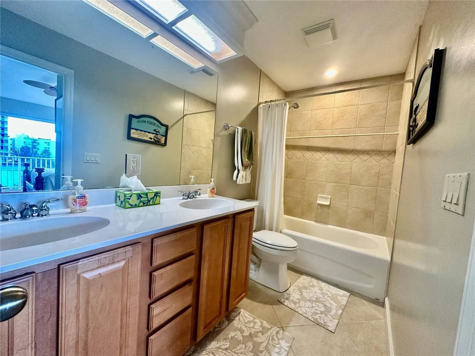 135 SHOALS CIR