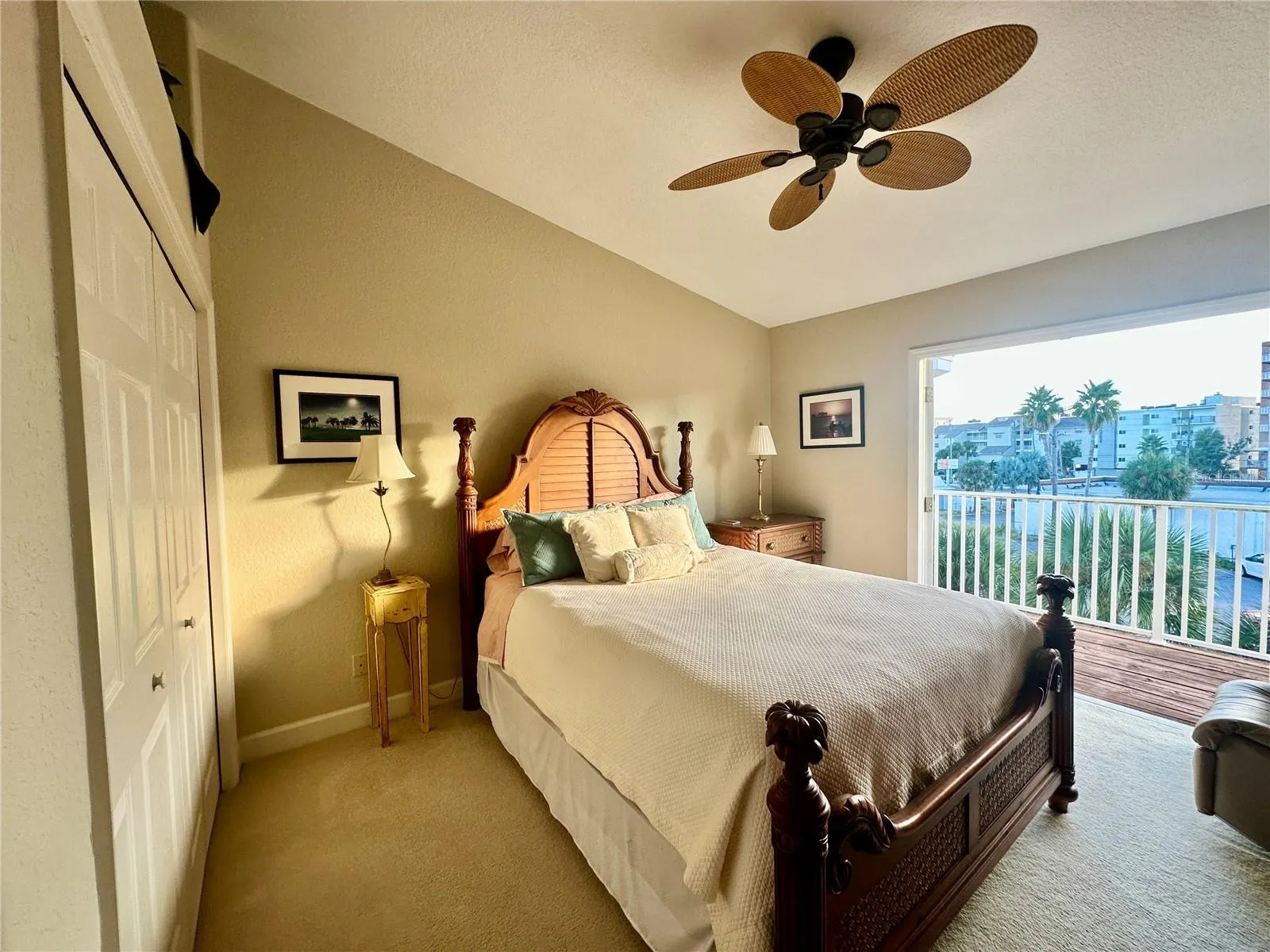 135 SHOALS CIR