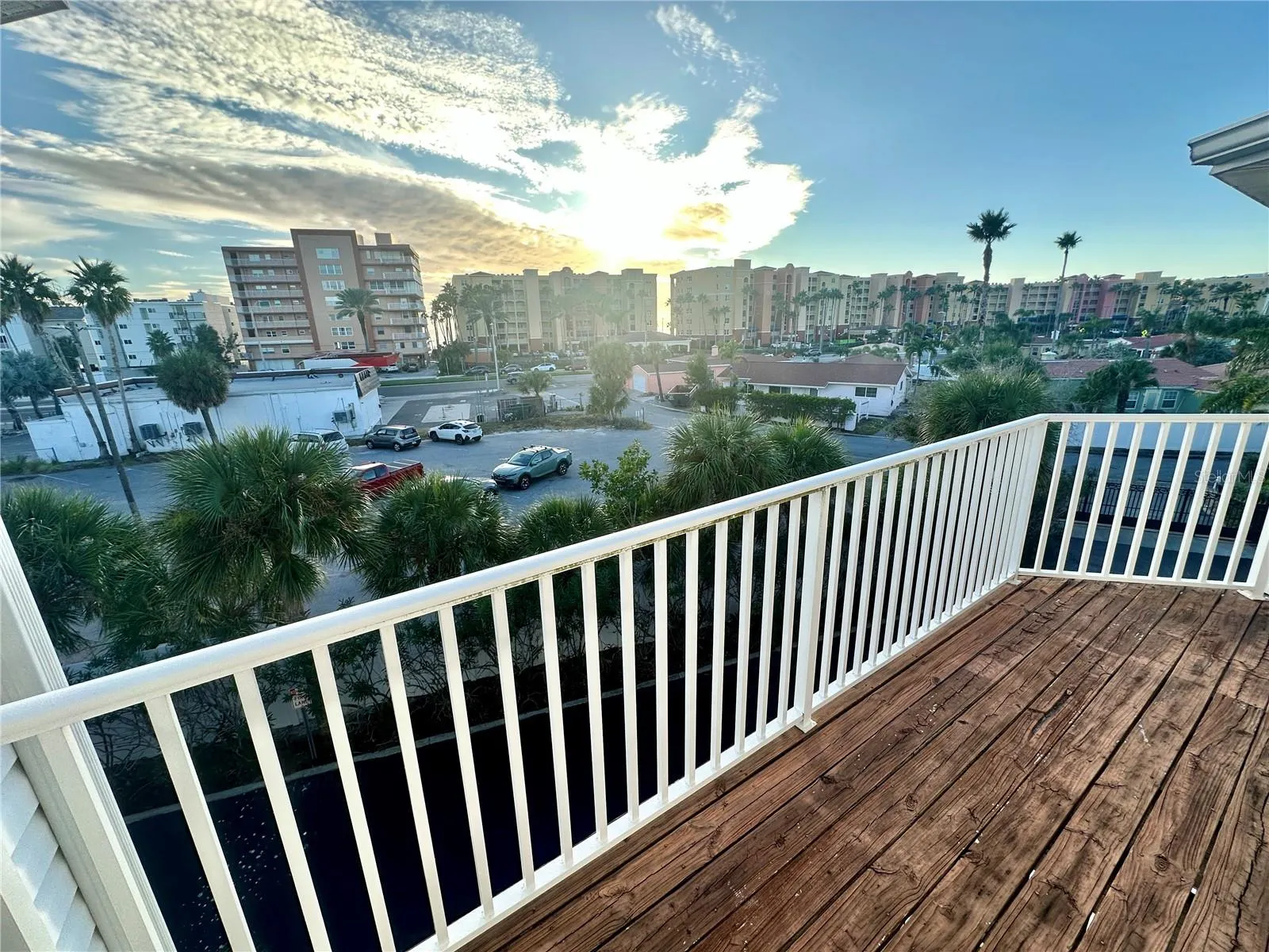 135 SHOALS CIR