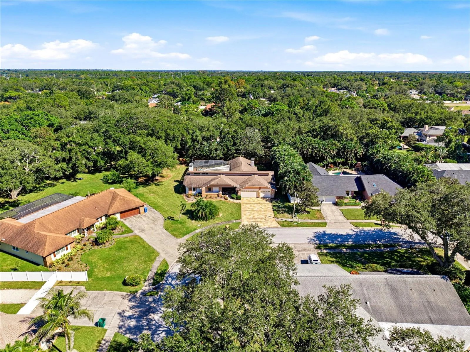 10353 BARRY DR