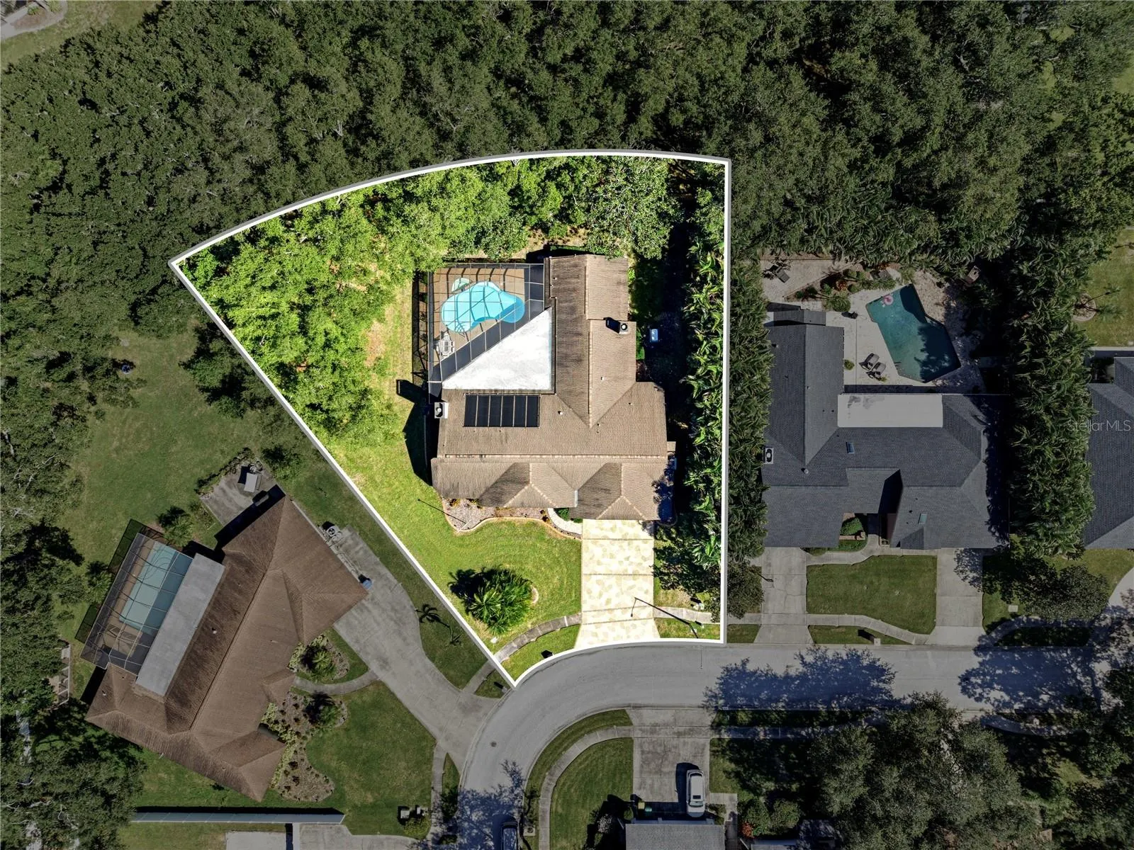 10353 BARRY DR