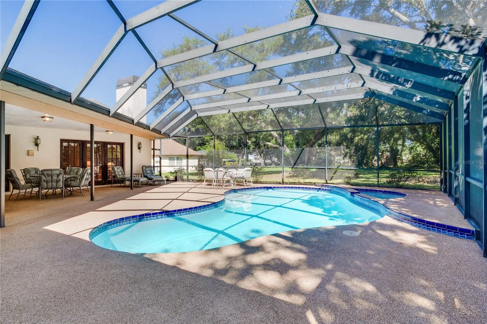 10353 BARRY DR
