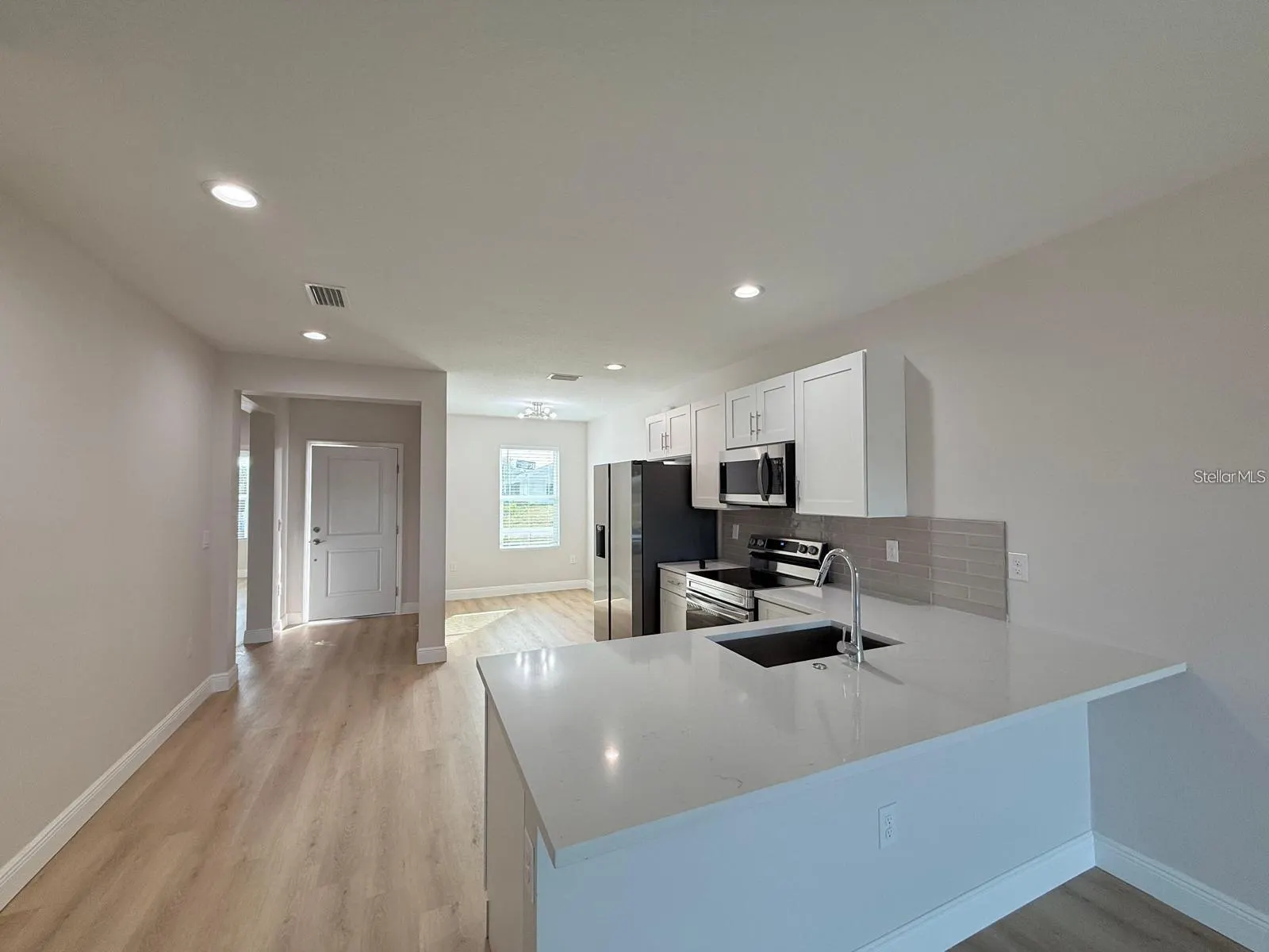 17099 CARLEEN AVE