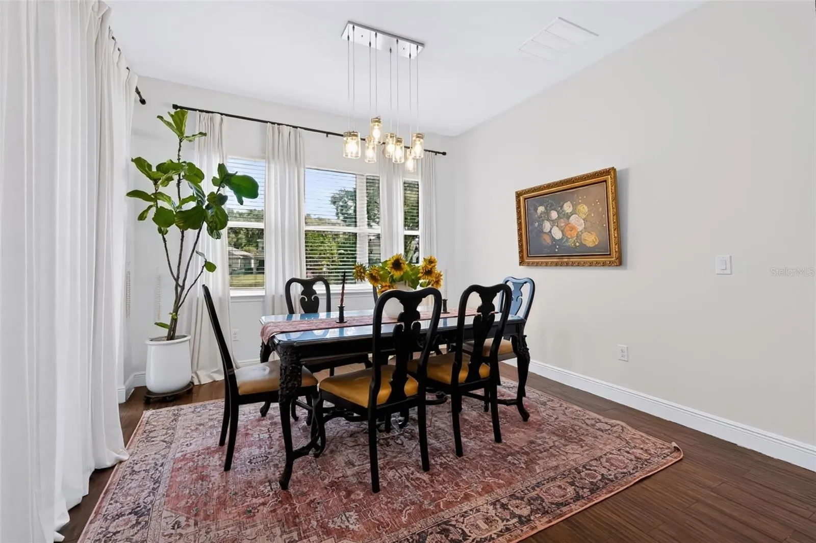 313 ROXBURY CROSSING CT