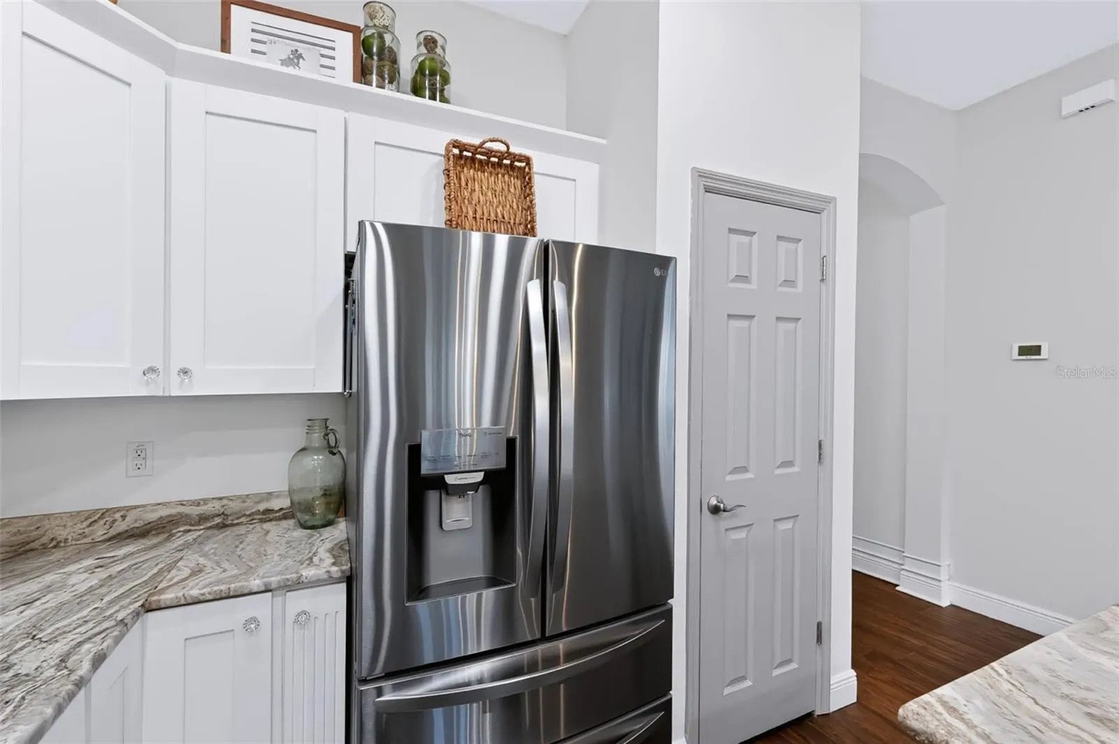 313 ROXBURY CROSSING CT