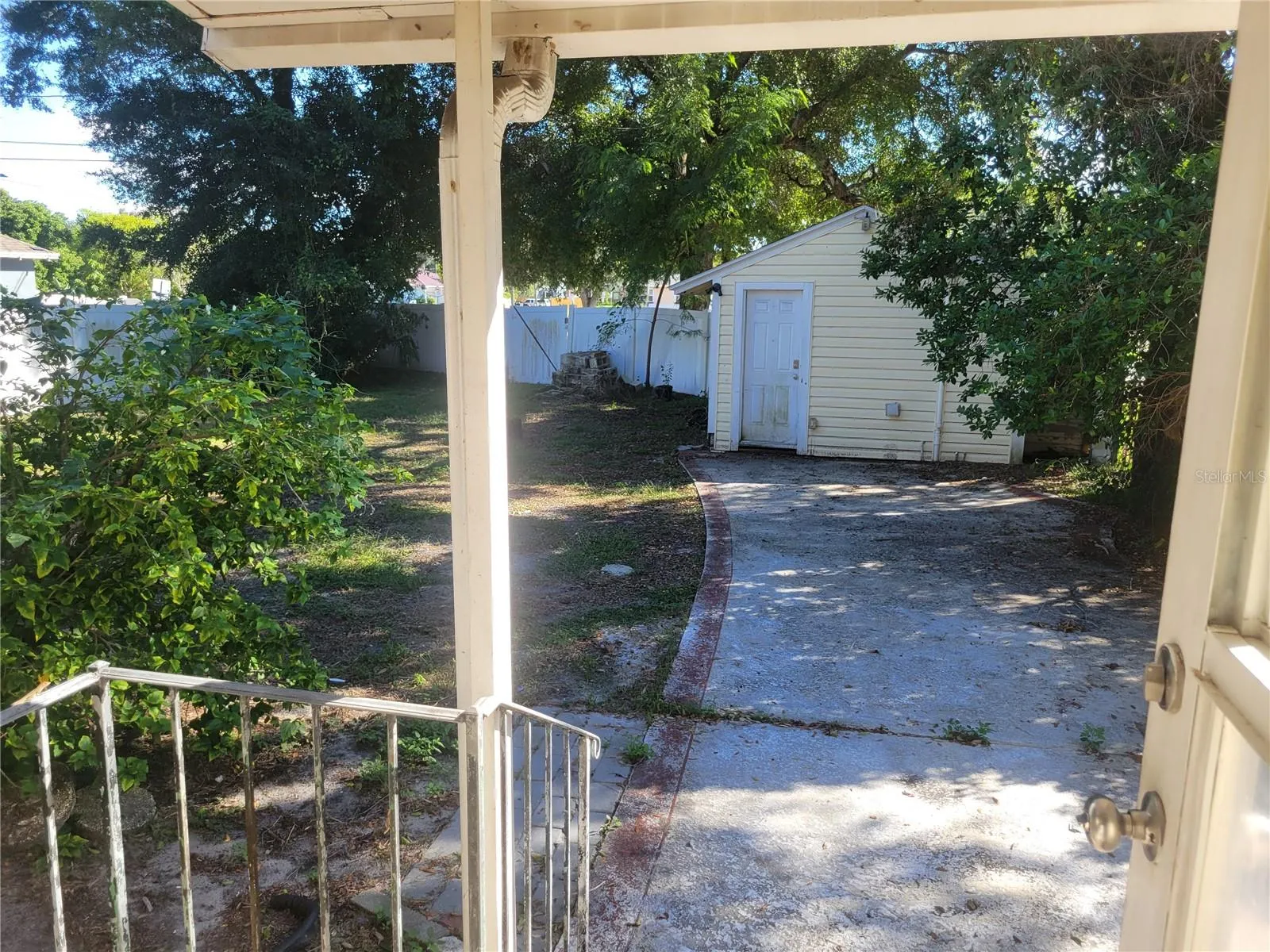 1910 23RD AVE N