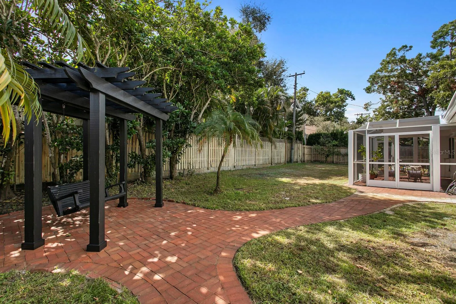 2930 W BAYSHORE CT
