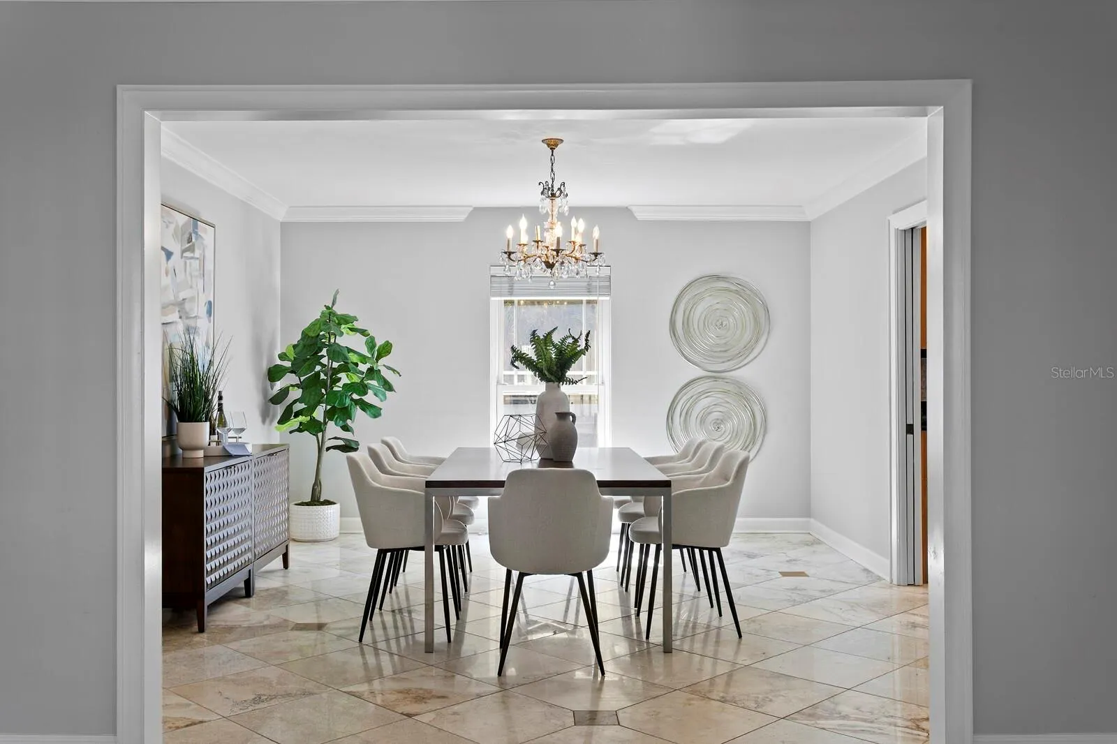 2930 W BAYSHORE CT