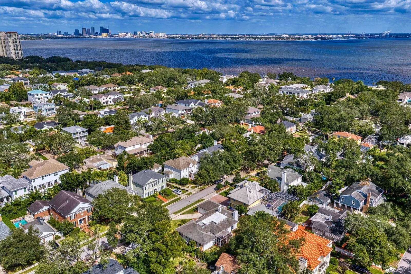 2930 W BAYSHORE CT