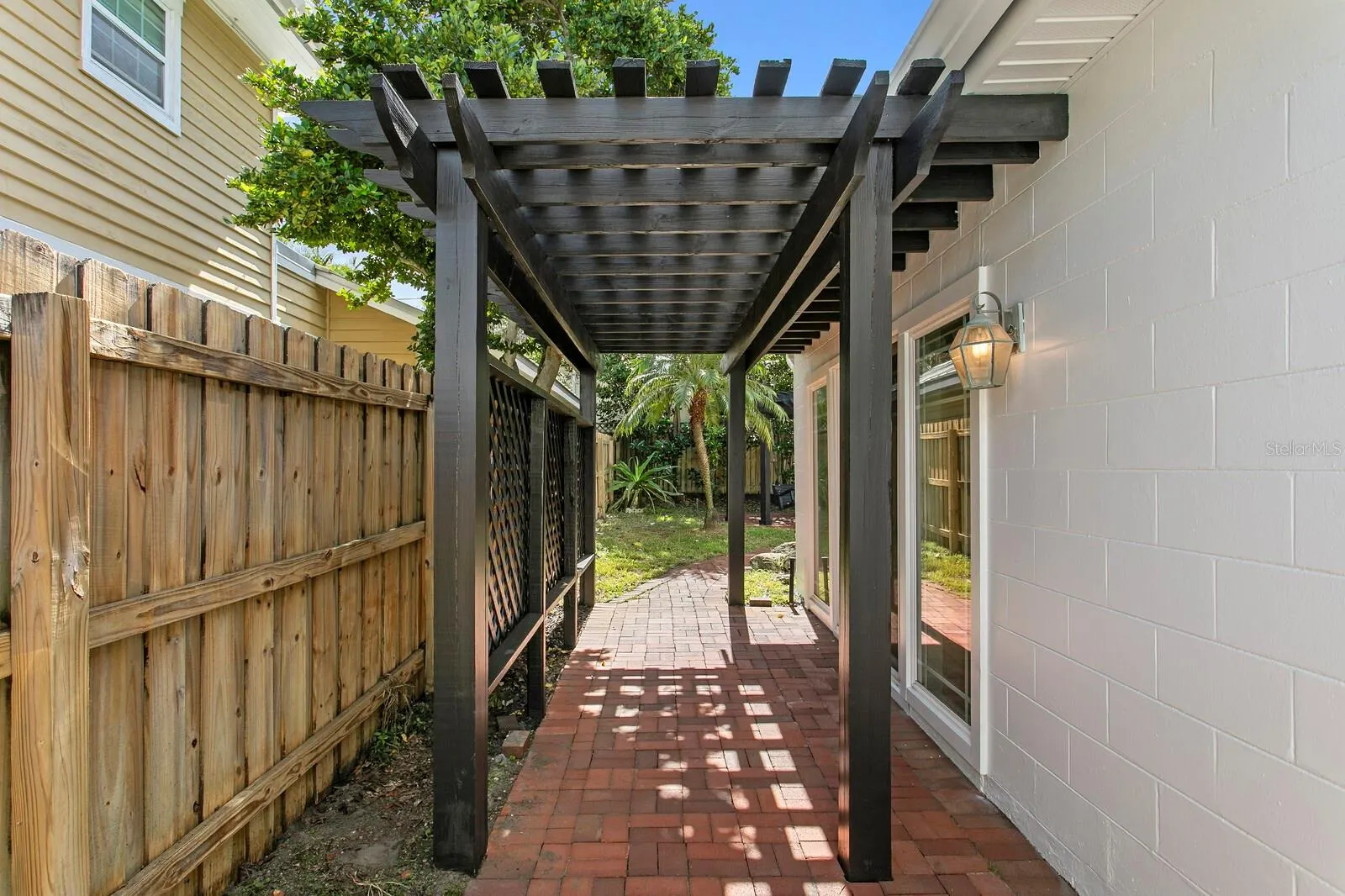 2930 W BAYSHORE CT