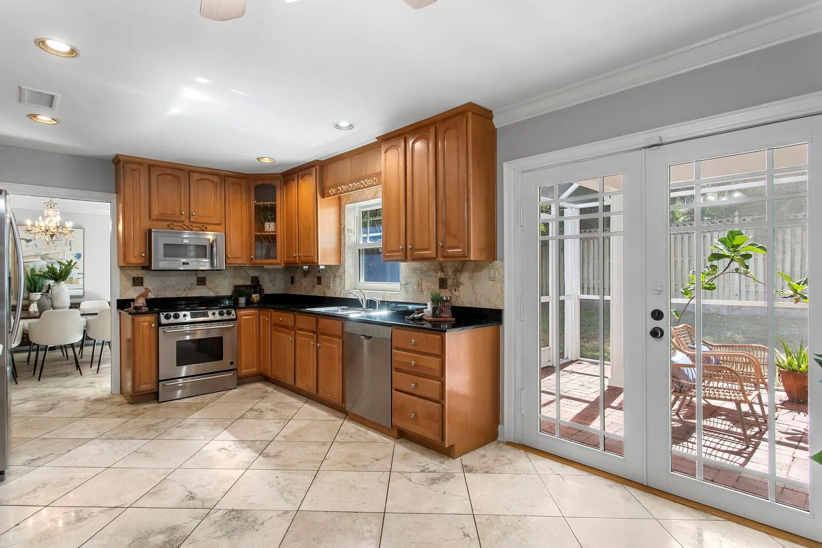 2930 W BAYSHORE CT