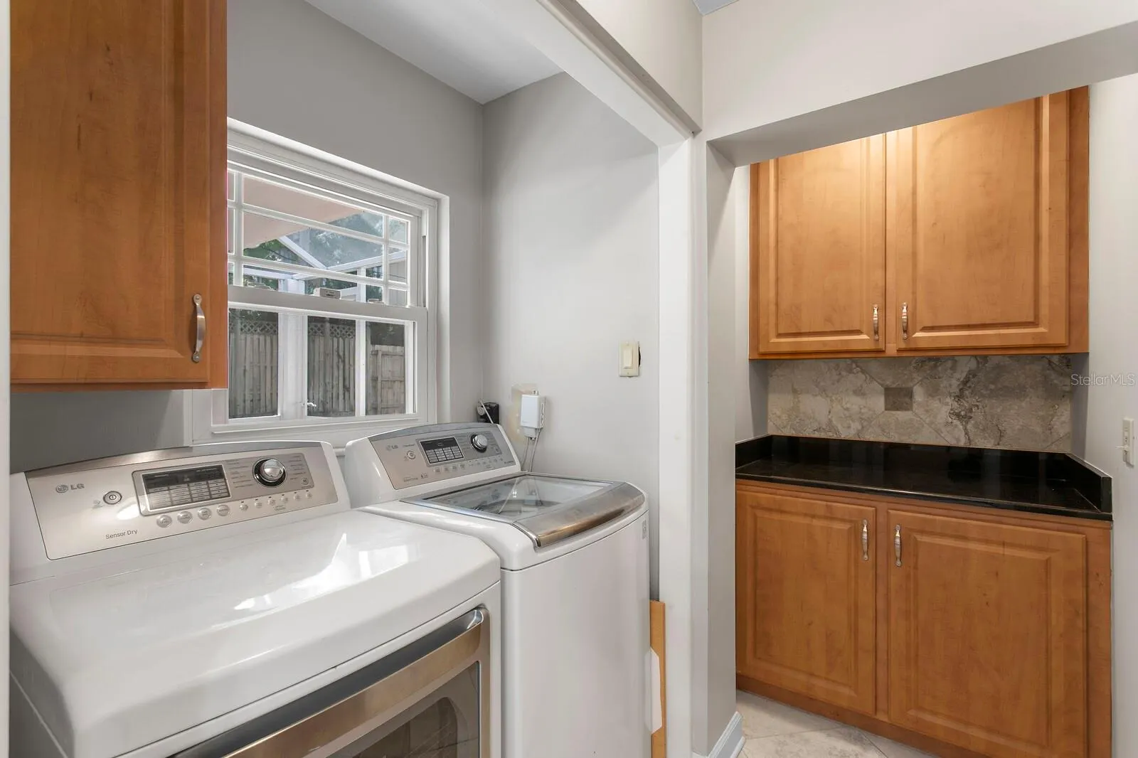 2930 W BAYSHORE CT