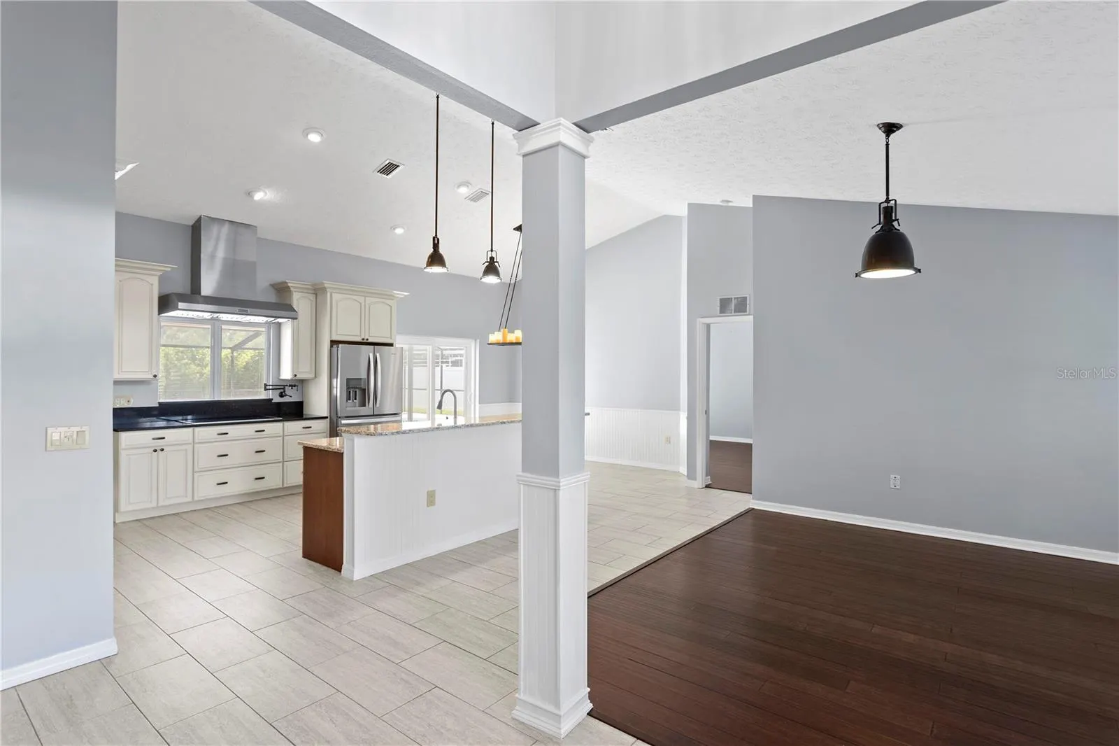 2307 MARSEILLE CT