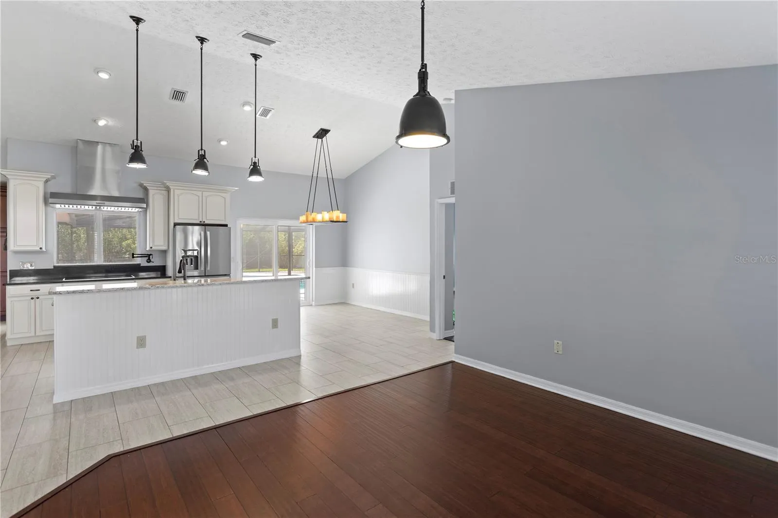 2307 MARSEILLE CT