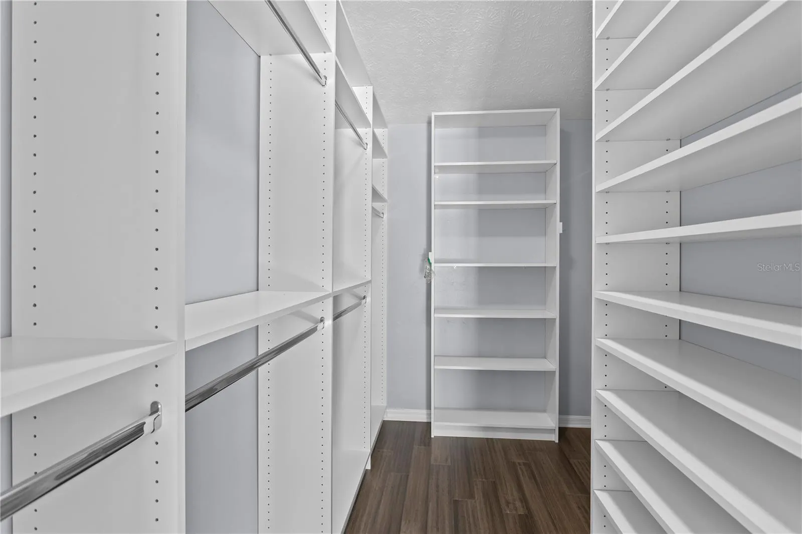 2307 MARSEILLE CT