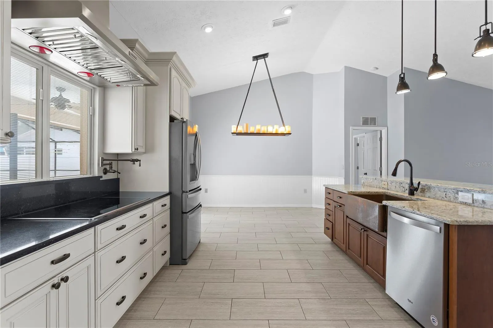 2307 MARSEILLE CT