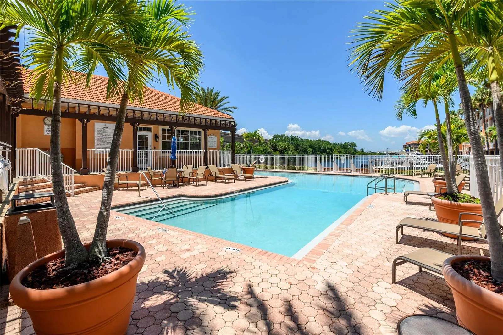 5000 CULBREATH KEY WAY #7-702 #7-702