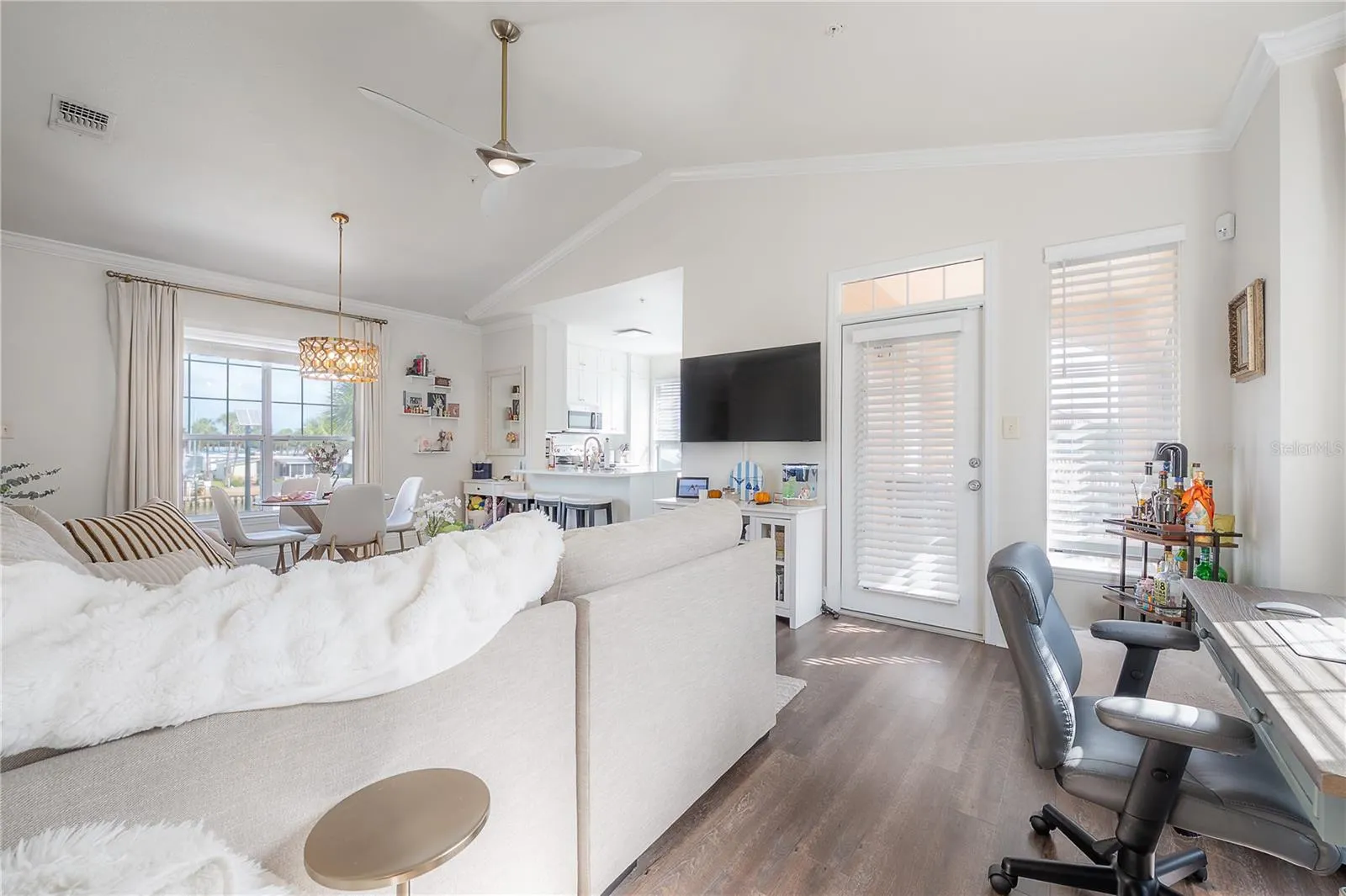 5000 CULBREATH KEY WAY #7-702 #7-702