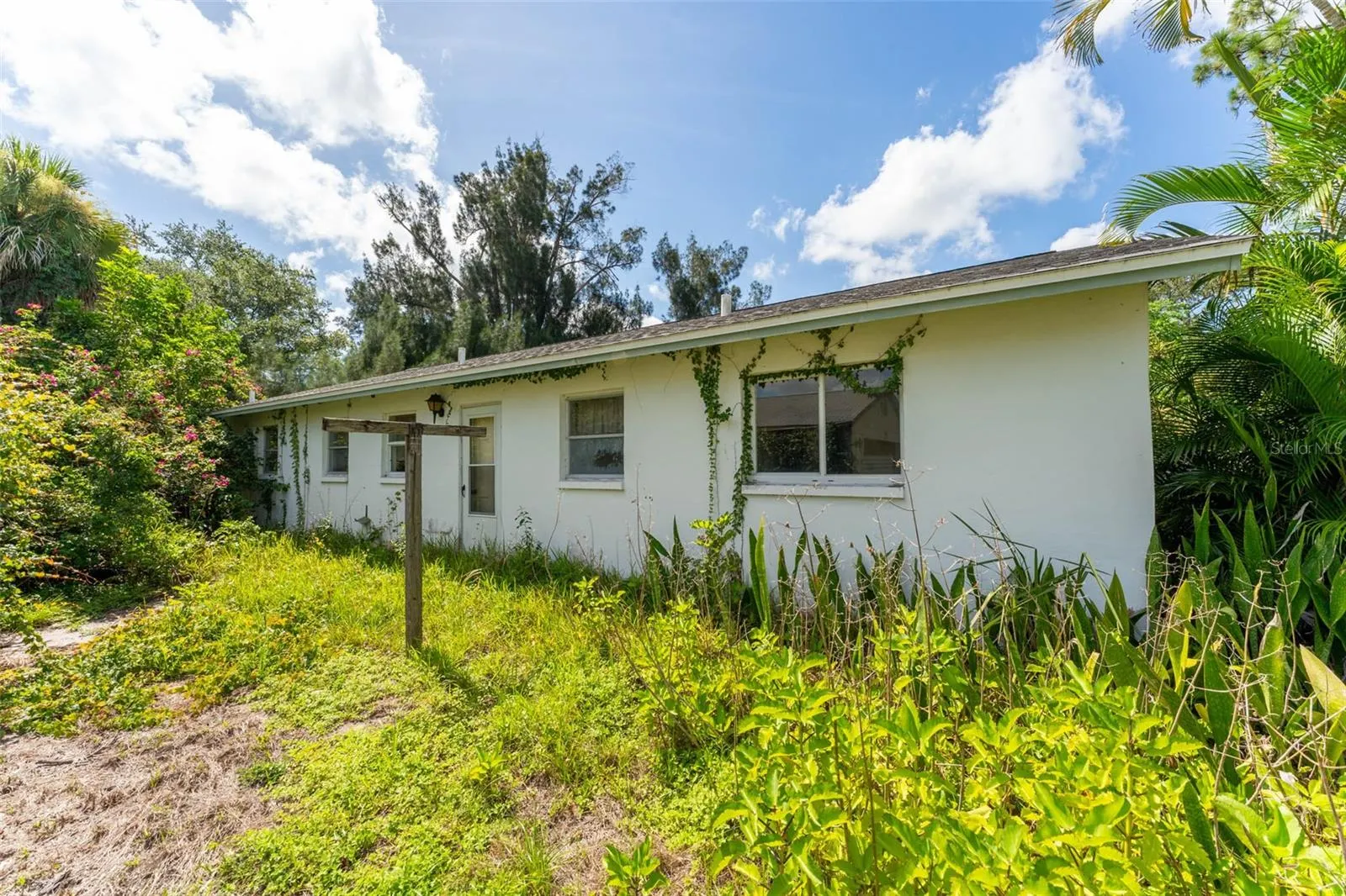 1775 FAUN RD