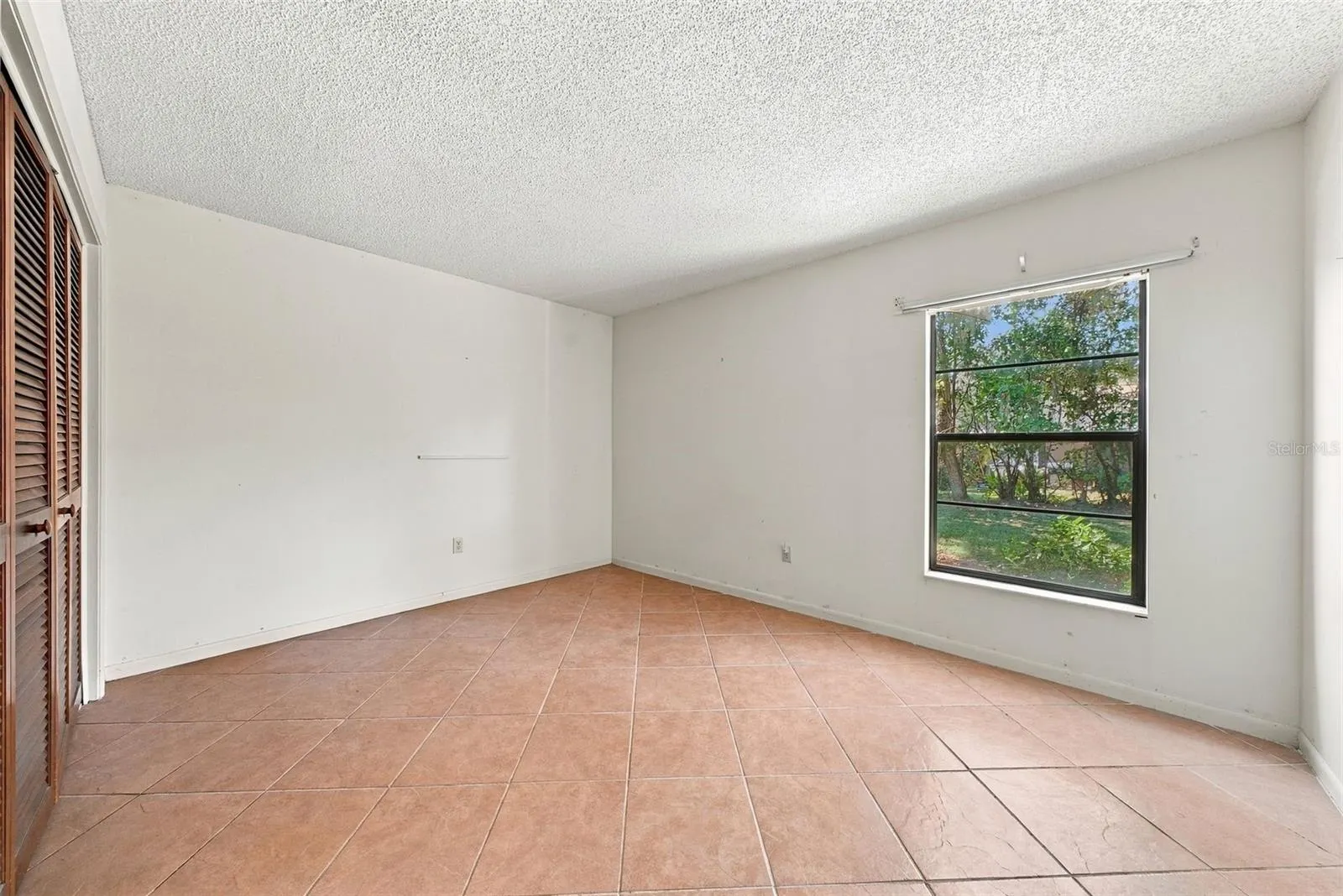 4301 ELLENVILLE PL