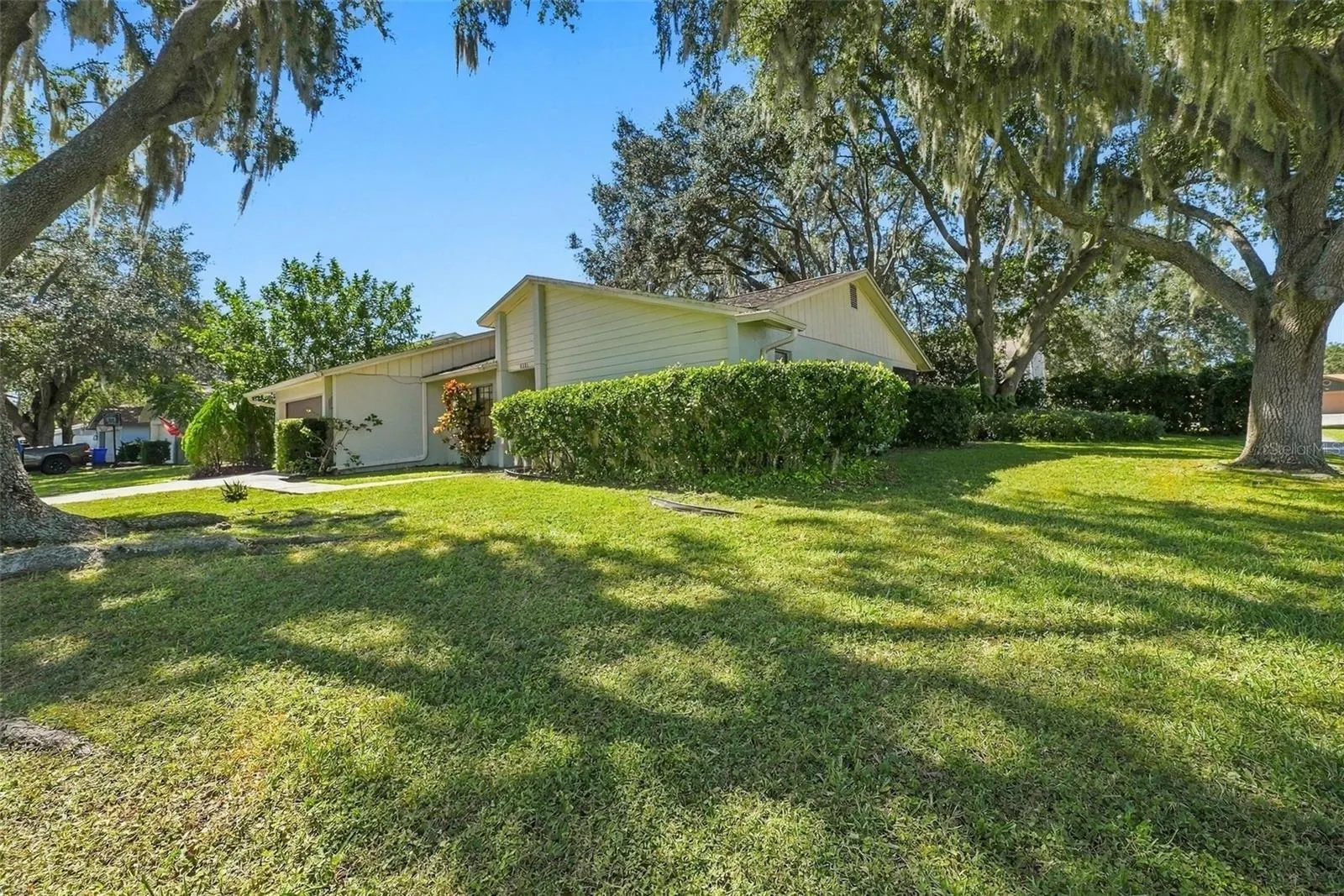 4301 ELLENVILLE PL