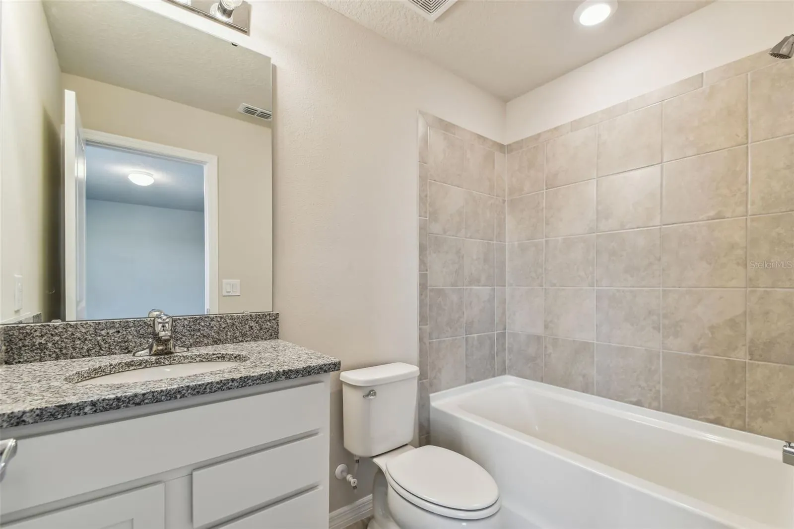 11137 SYCAMORE GLEN LOOP