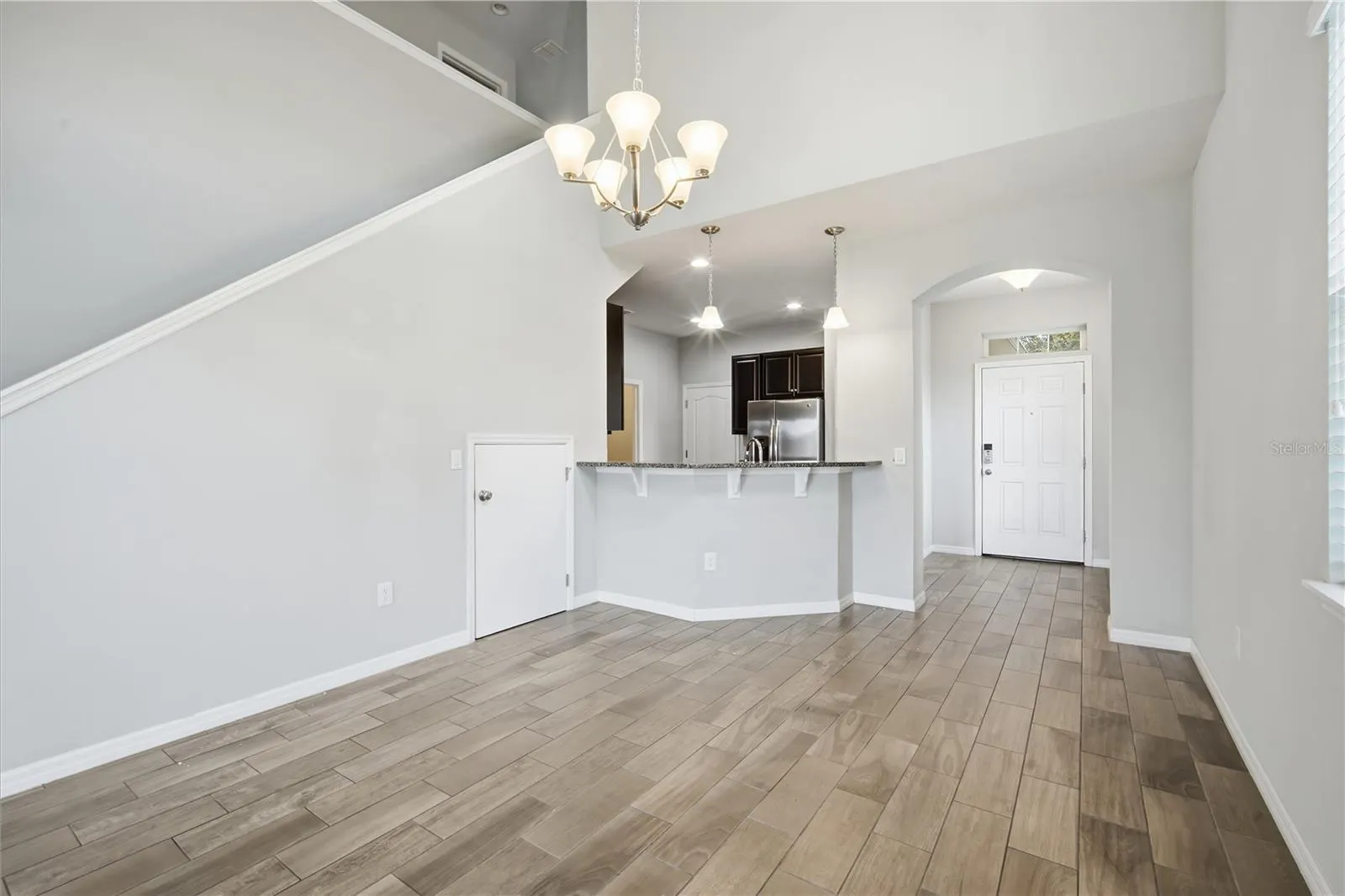 2224 LENNOX DALE LN
