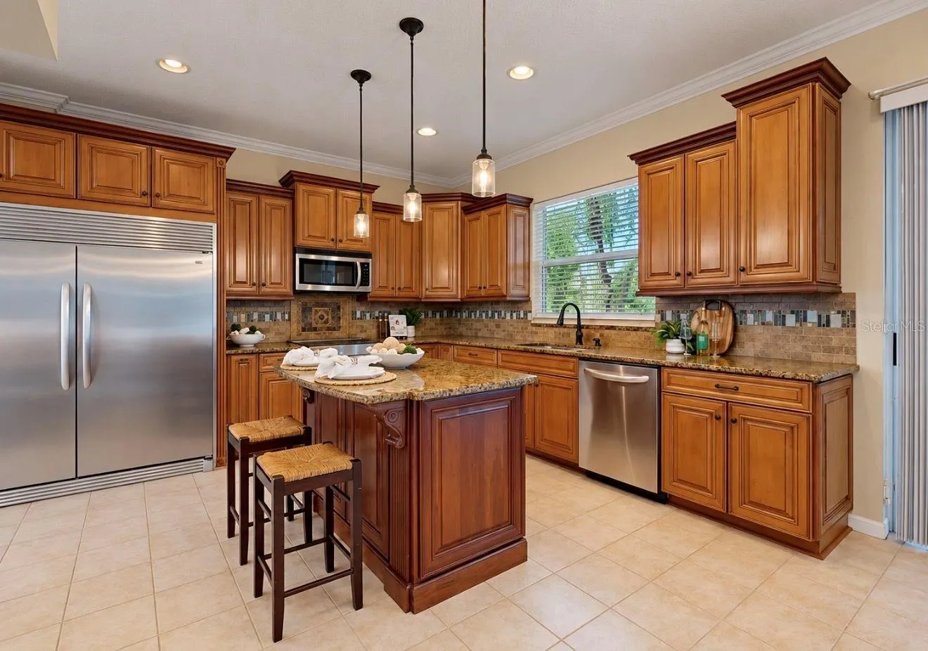 11214 LONGBROOKE DR