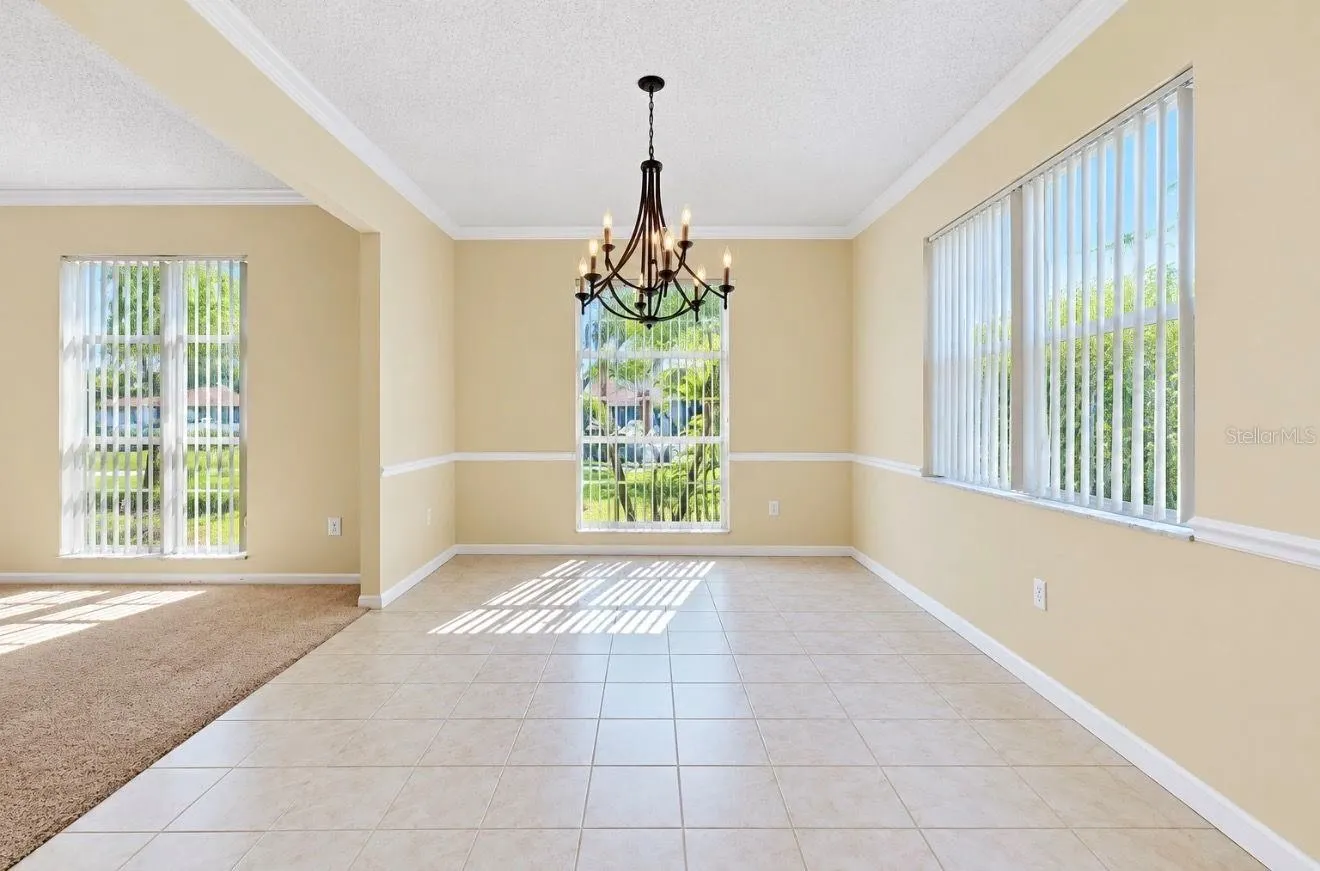 11214 LONGBROOKE DR