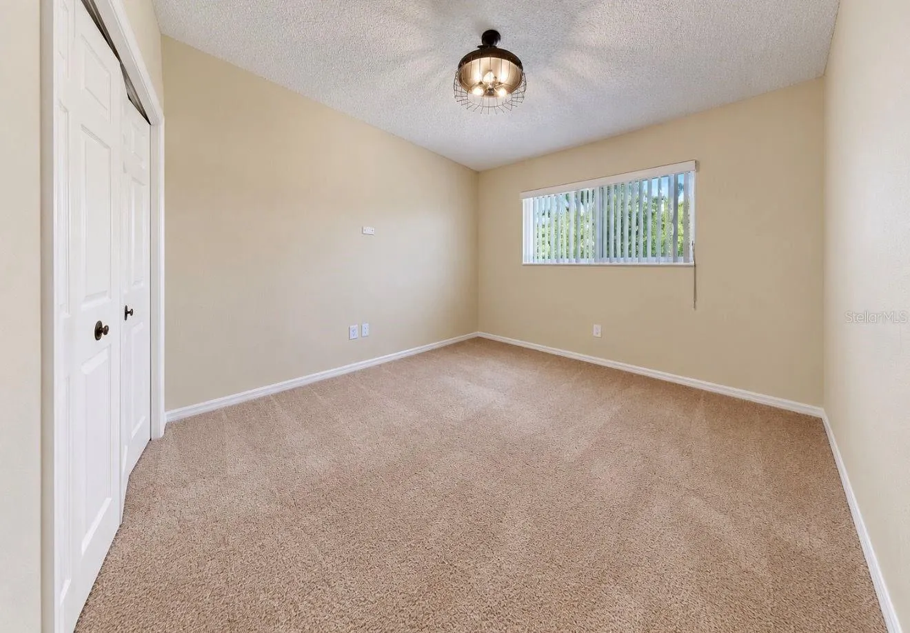 11214 LONGBROOKE DR
