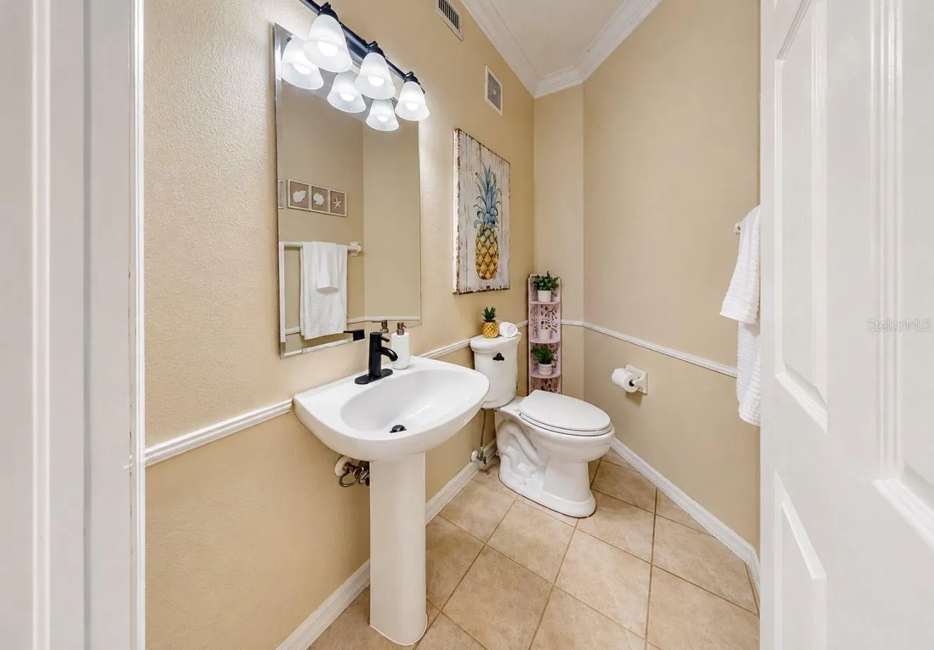 11214 LONGBROOKE DR