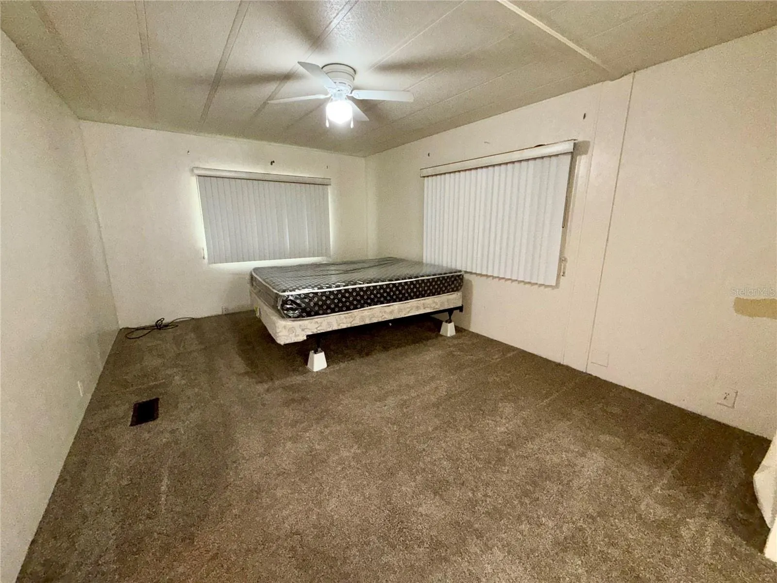 82208 F ST N #208 #208