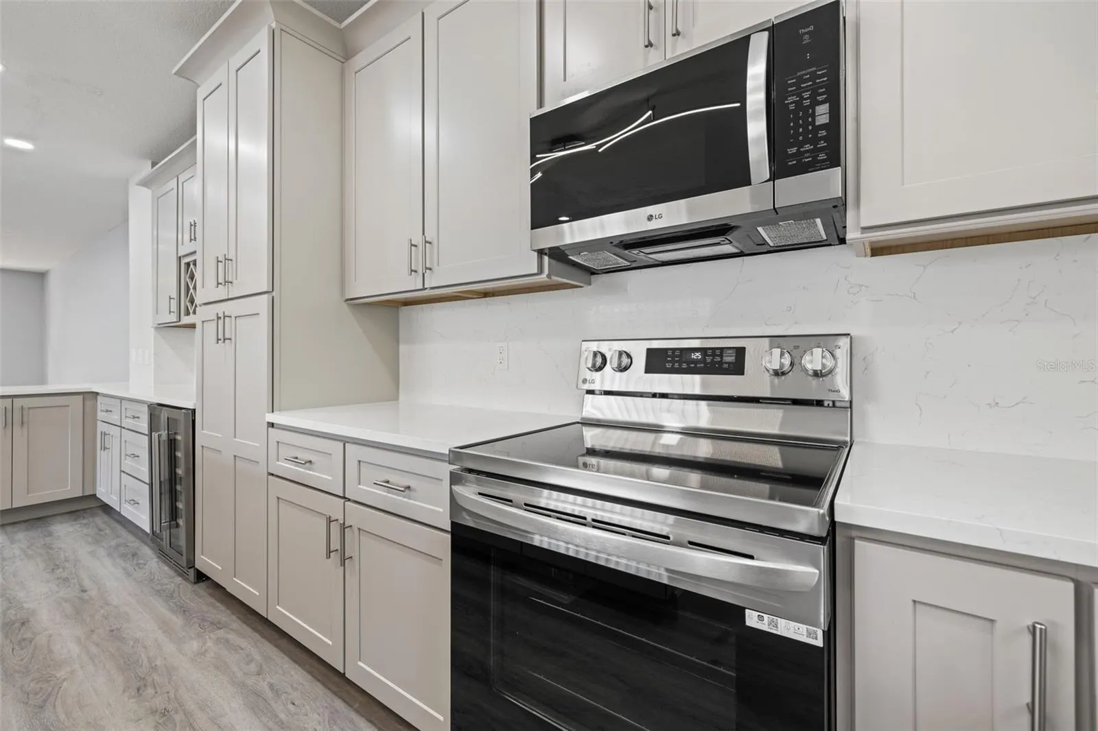 487 PINELLAS BAYWAY S #201 #201