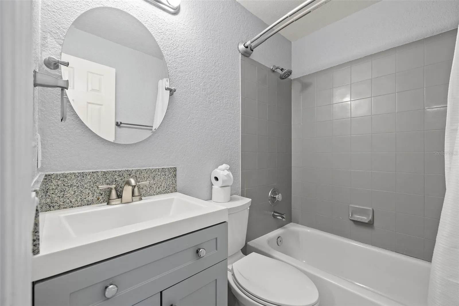 487 PINELLAS BAYWAY S #201 #201
