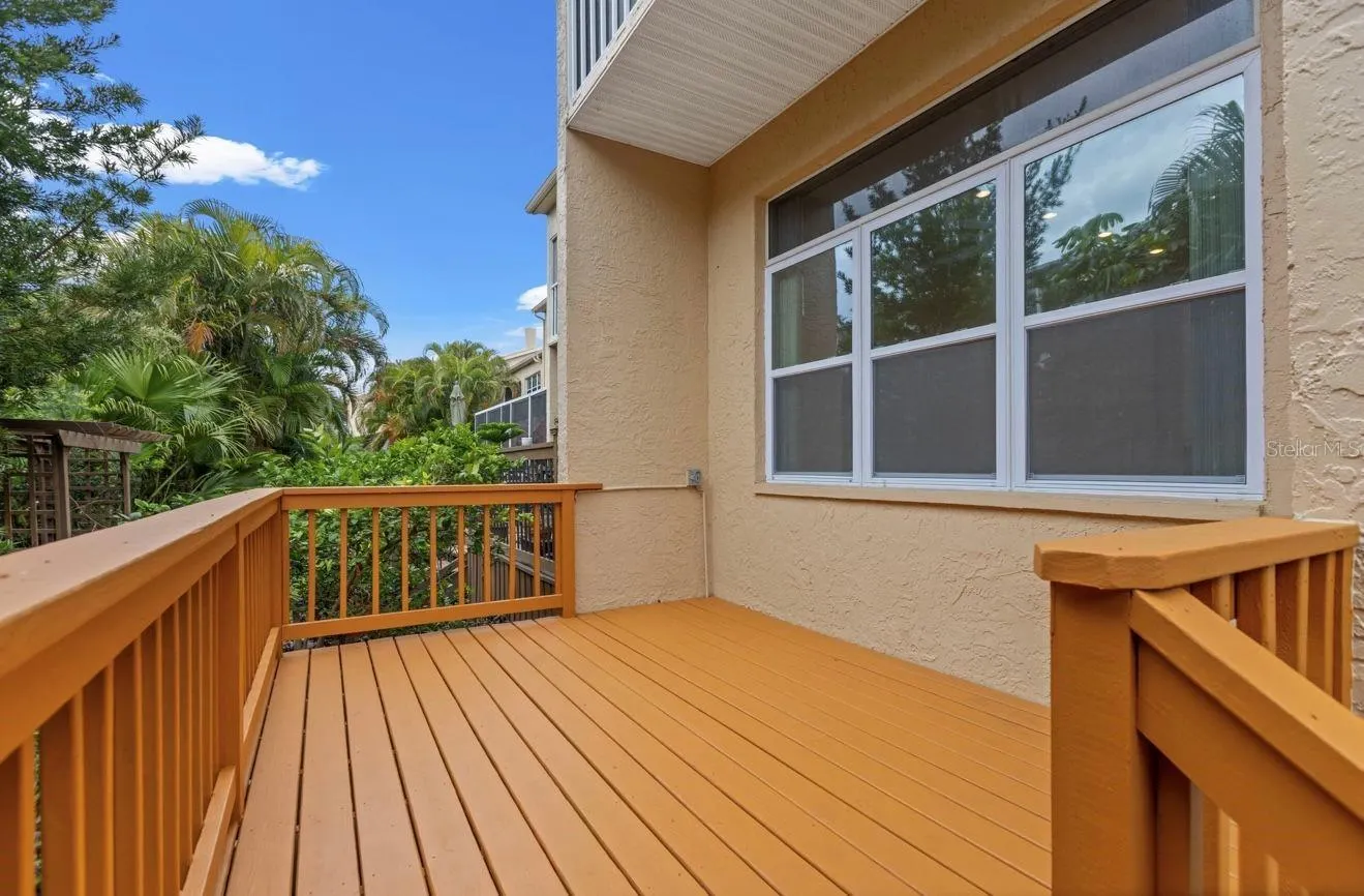 487 PINELLAS BAYWAY S #201 #201