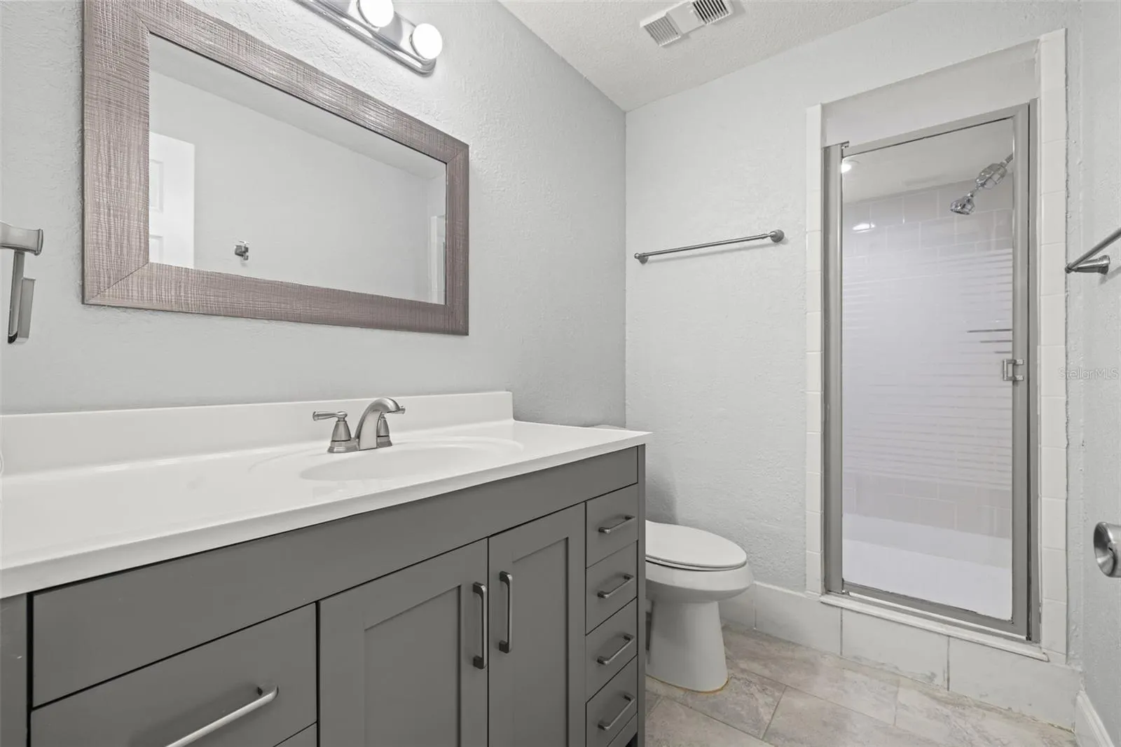 487 PINELLAS BAYWAY S #201 #201