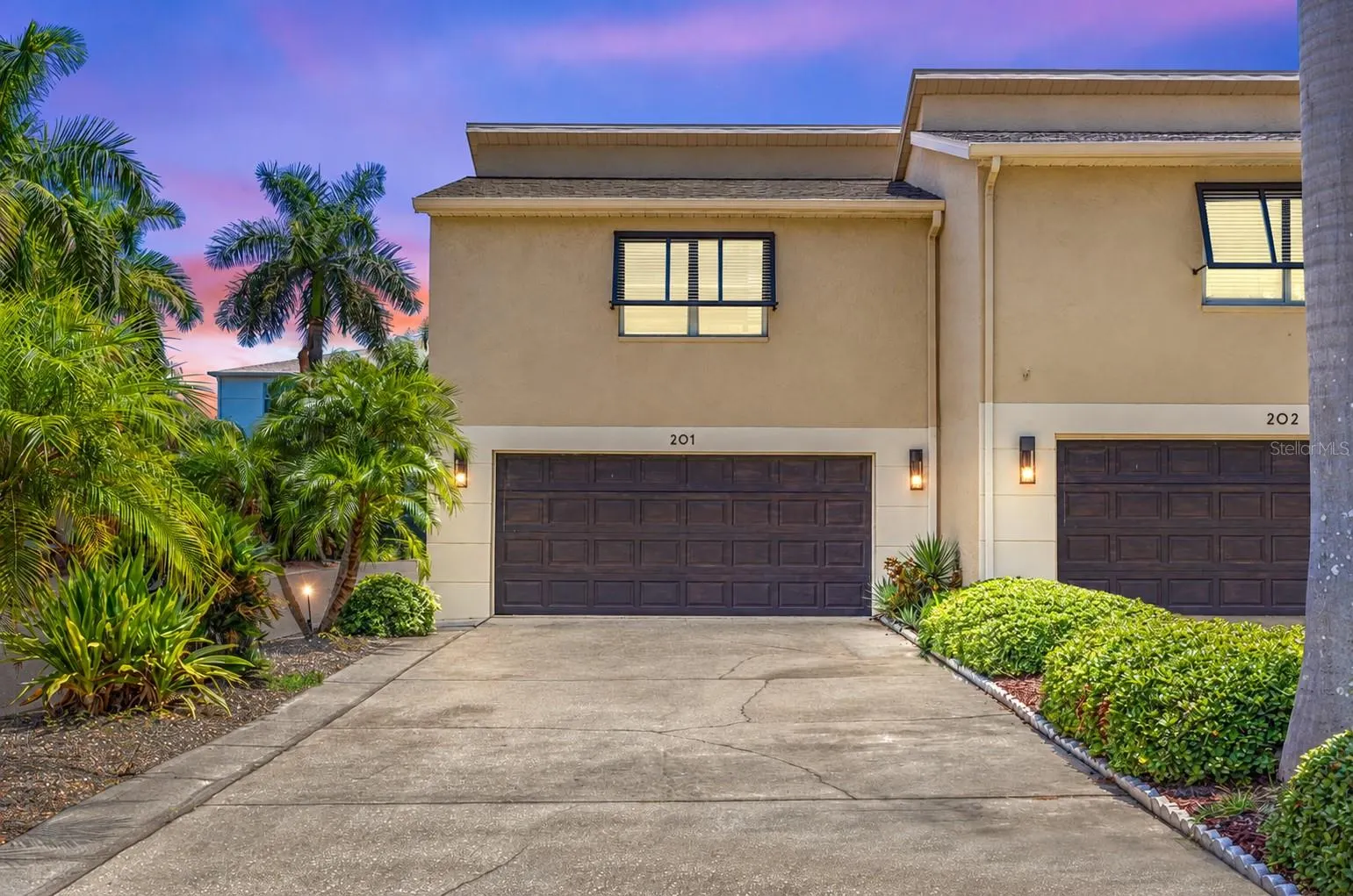 487 PINELLAS BAYWAY S #201 #201