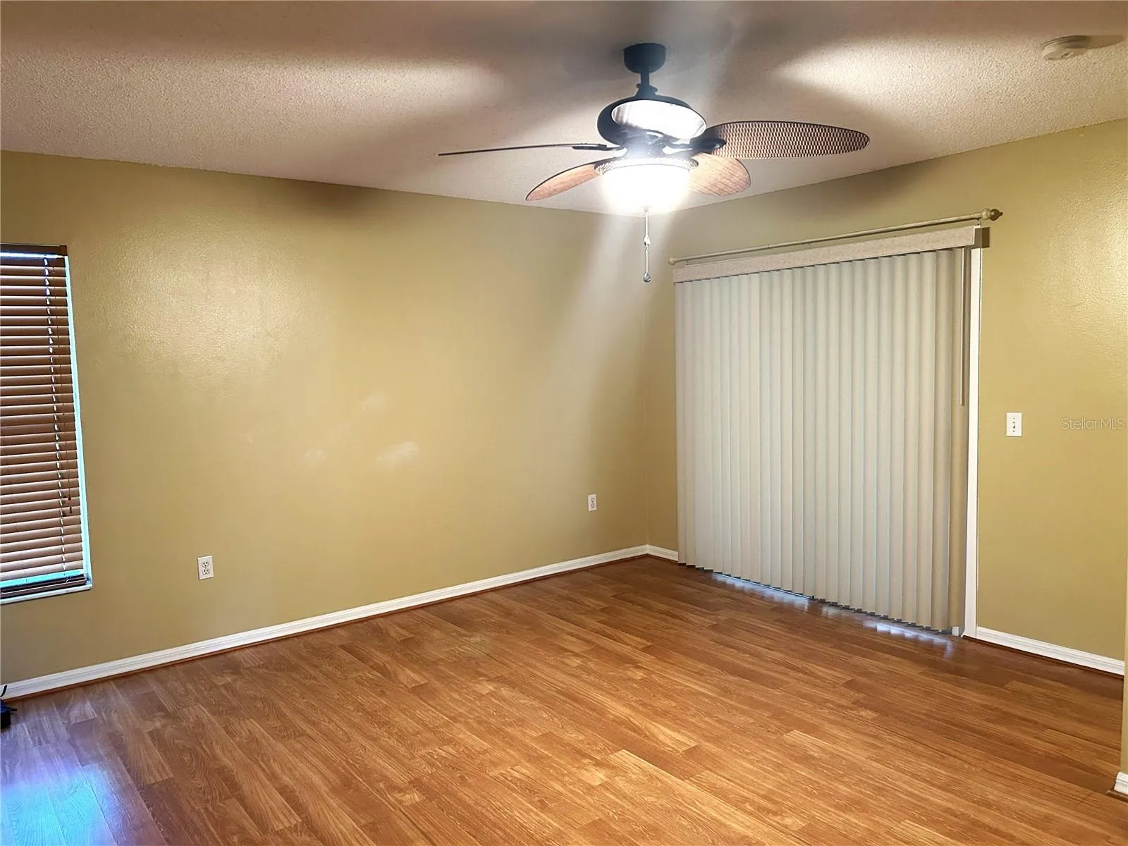 11137 BROOKLAWN DR
