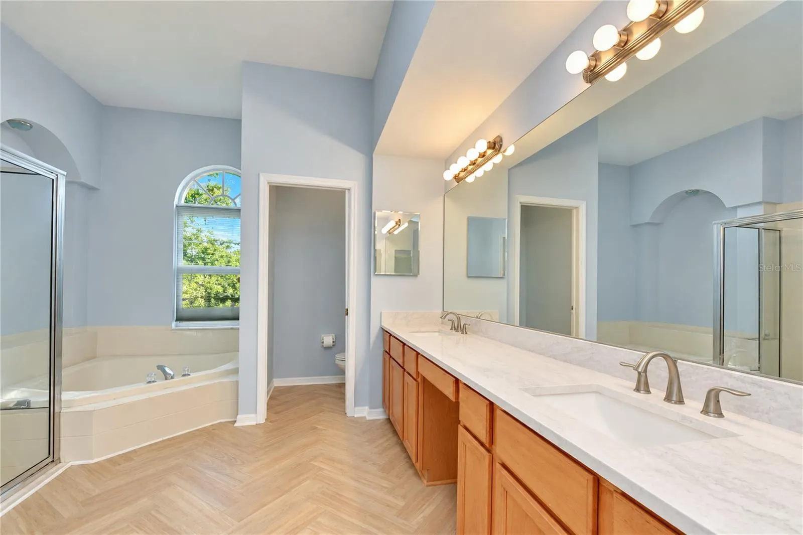 15306 HIDDEN ARBOR CT