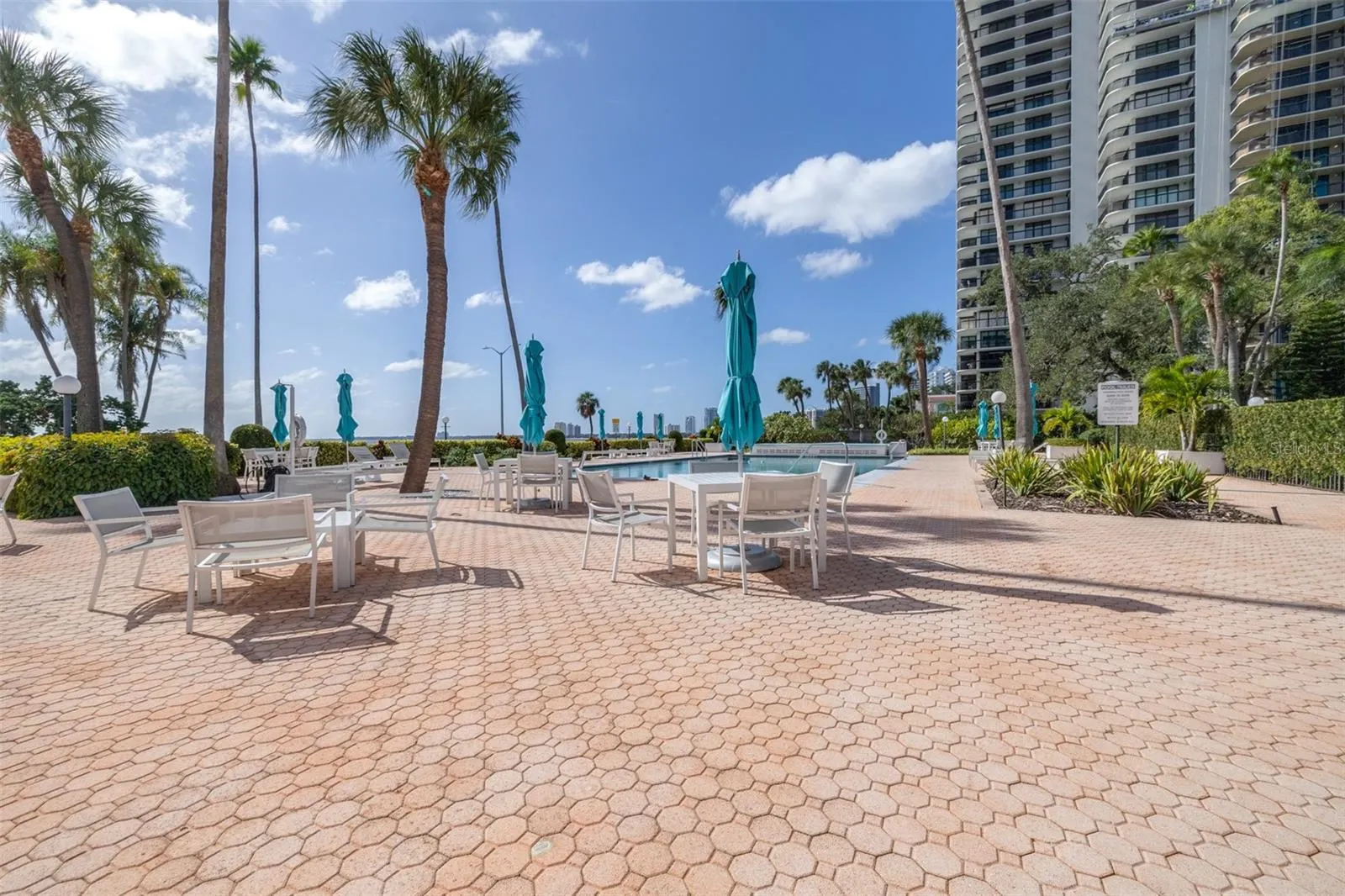 2401 BAYSHORE BLVD #310 #310