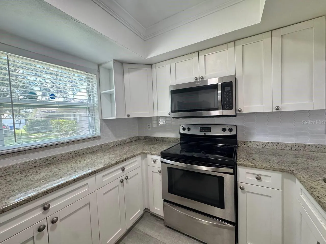 5102 LAWNTON CT