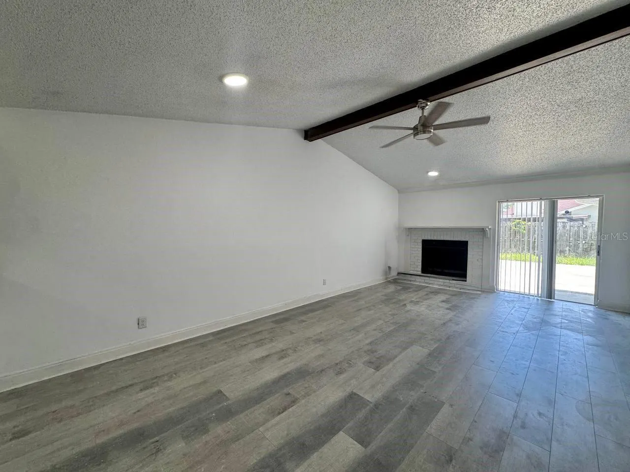 5102 LAWNTON CT